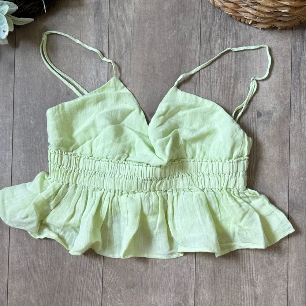 Cotton Candy LA Peplum Cropped Top Low Back Top Women’s Medium Pastel Green